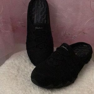 Women’s Athletic slip in